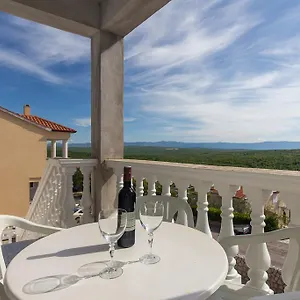 Tadic Apartment